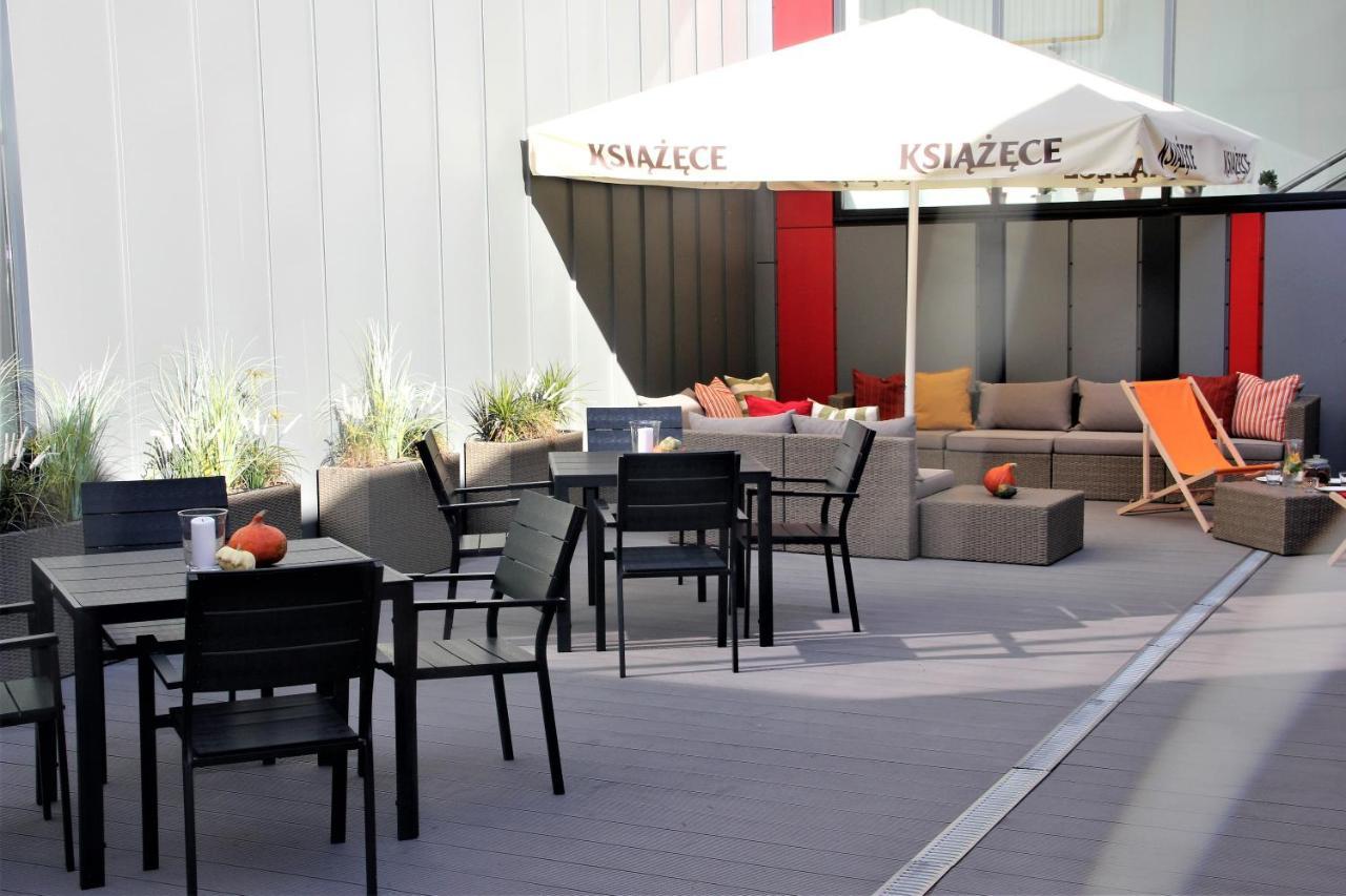 Active Hotel Wroclaw Bagian luar foto