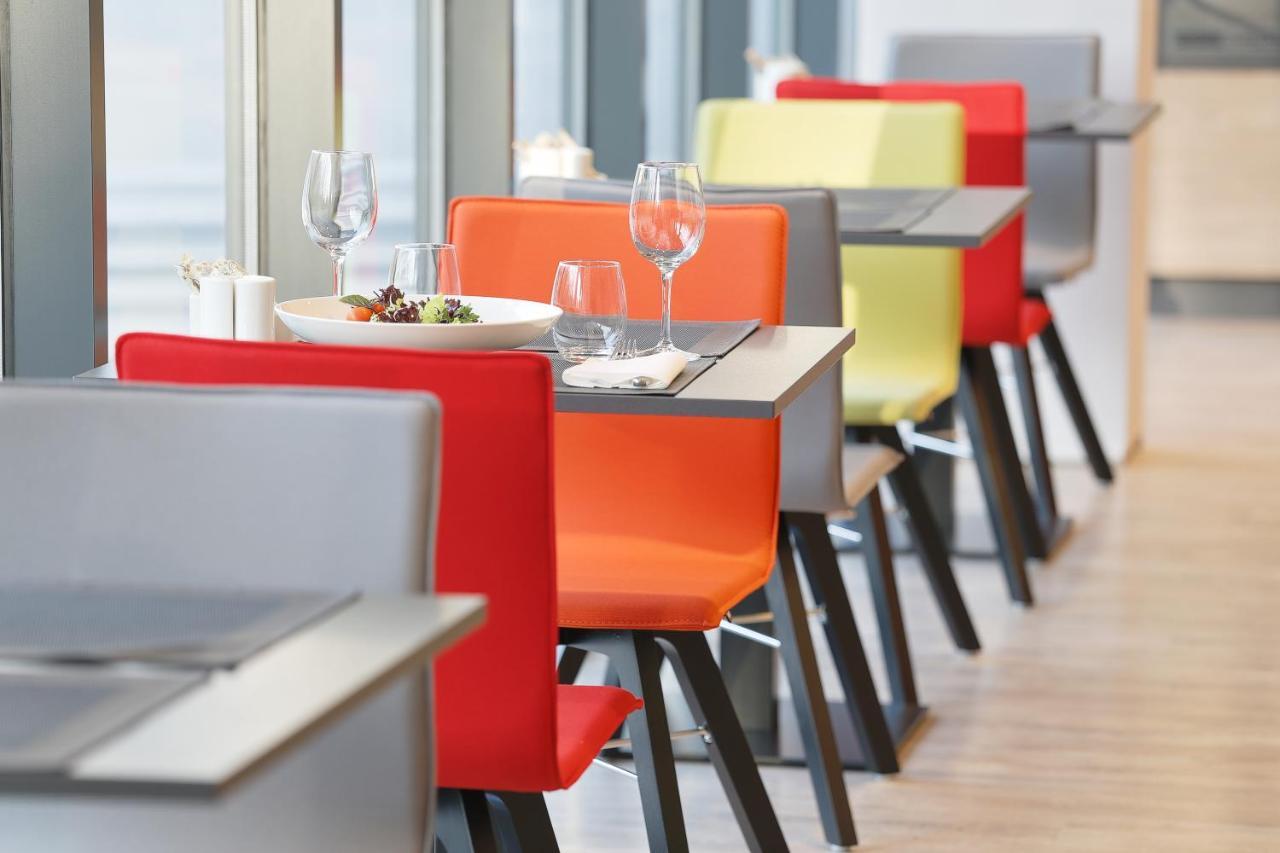 Active Hotel Wroclaw Bagian luar foto