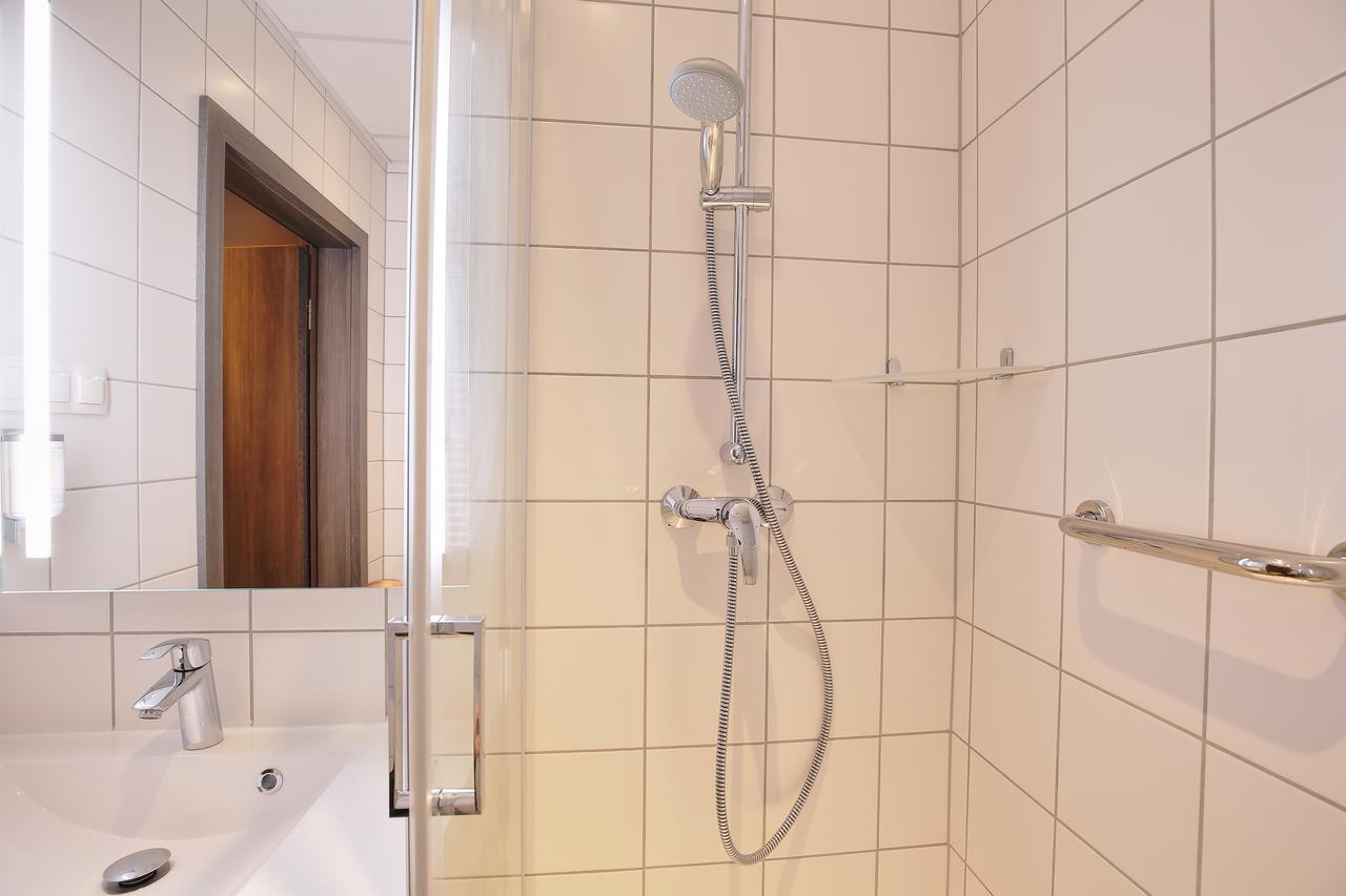 Active Hotel Wroclaw Bagian luar foto