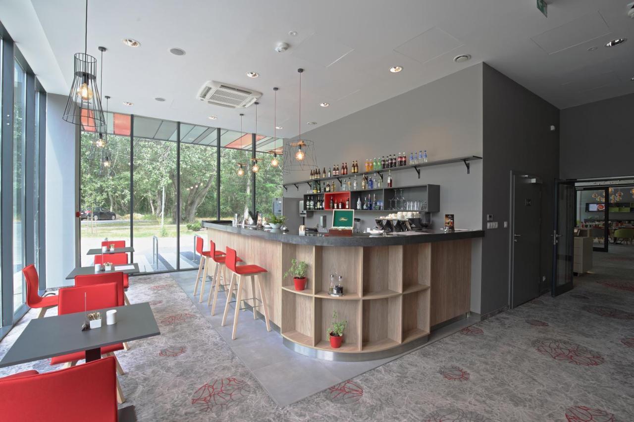 Active Hotel Wroclaw Bagian luar foto